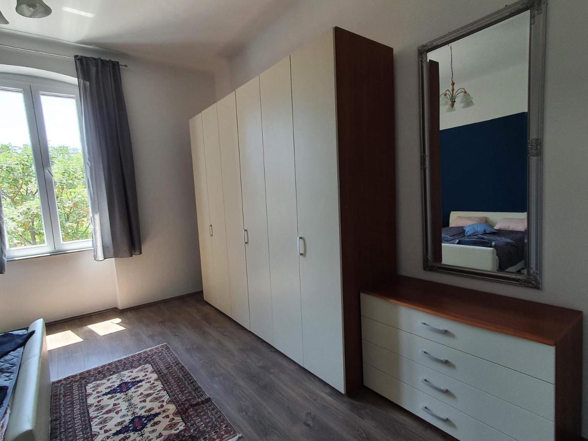 Apartment Tina Пула Екстериор снимка